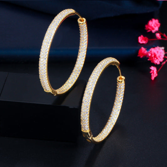 2026 New Style Earrings in South American Stylefeaturing Unique Design Abundant Diamonds Electroplated with 18K Gold and Zirconium