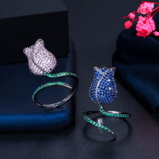 Luxury-luxurious three-dimensional tulip flower trendy finger ring with micro-set zirconia rose flower design finger ring