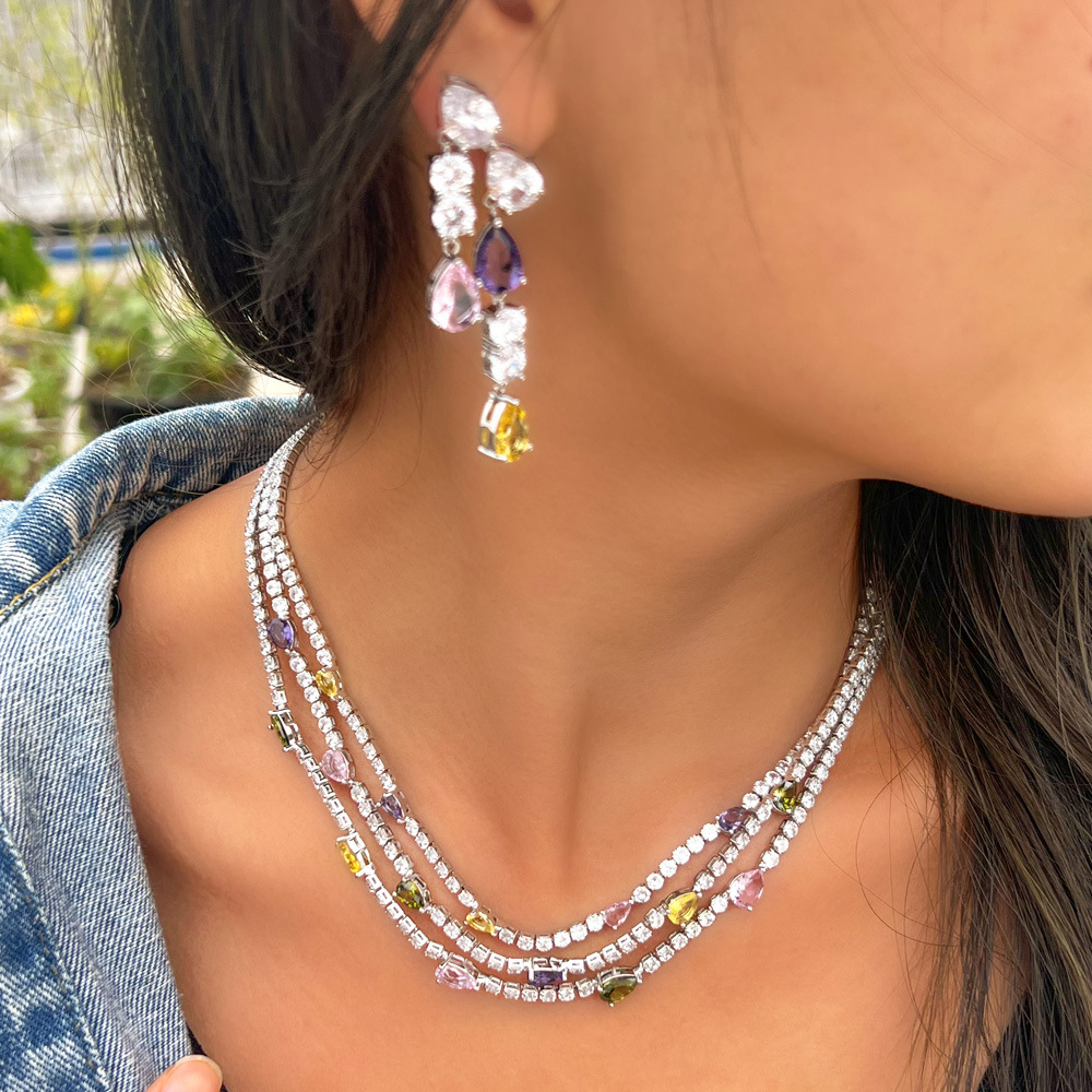 French-style minimalist luxury diamond evening dress necklace with multiple layers of diamond drop collar chain earrings and chain bracelet set