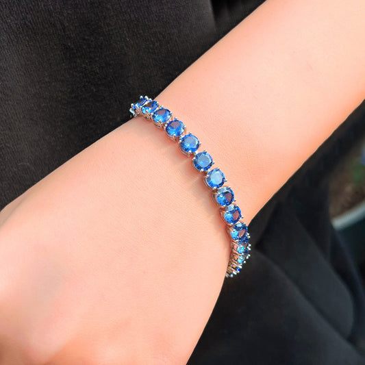 Blue single-row diamond-studded bracelet - fashionable unique small-scale exquisite and light luxury accessory for women