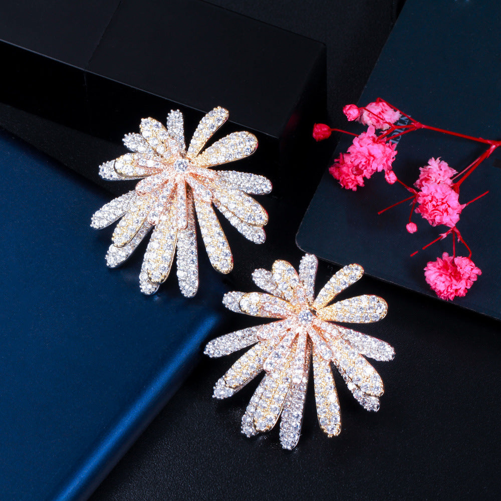European and American fashion three-layered multi-layered flower-shaped zirconia stud earrings Full-diamond brass three-color electroplated sunflower style earrings