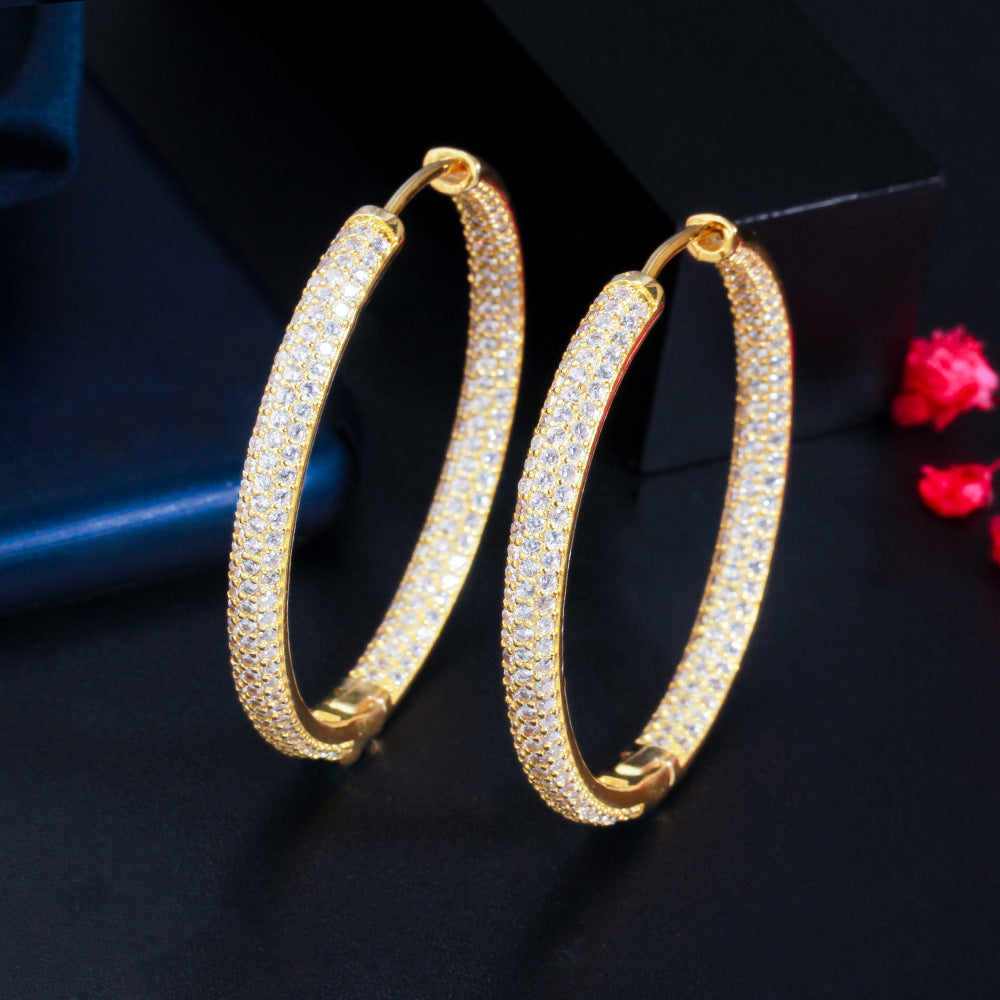 2026 New Style Earrings in South American Stylefeaturing Unique Design Abundant Diamonds Electroplated with 18K Gold and Zirconium