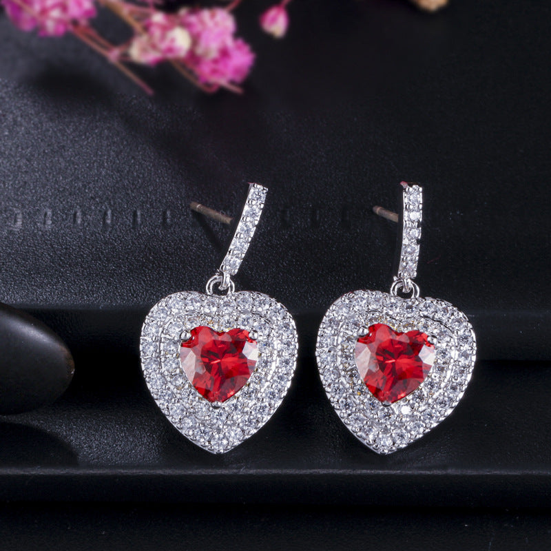 Korean-style heart-shaped silver stud earrings Korean-style 925 sterling silver high-end micro-set zirconia earrings