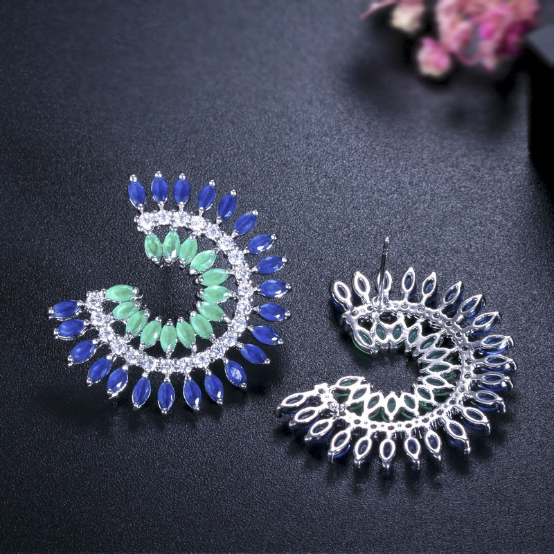 Korean-style earrings - Fashionable and versatile high-end and shiny zirconia earrings personalized diamond-studded Korean ear studs