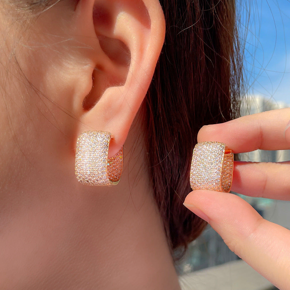 New style Korean-style ear accessories - trendy and elegant featuring full diamonds and zirconia shiny ear studs and earrings