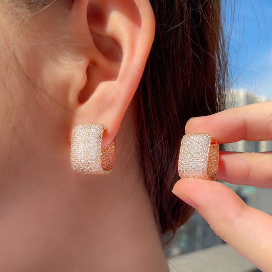 New style Korean-style ear accessories - trendy and elegant featuring full diamonds and zirconia shiny ear studs and earrings