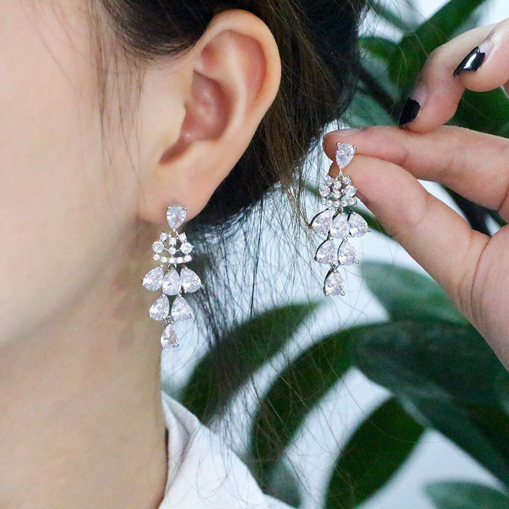 European and American fashion drop-shaped zirconia earrings for elegant women Perfect accessory for a group of friends' formal evening dress