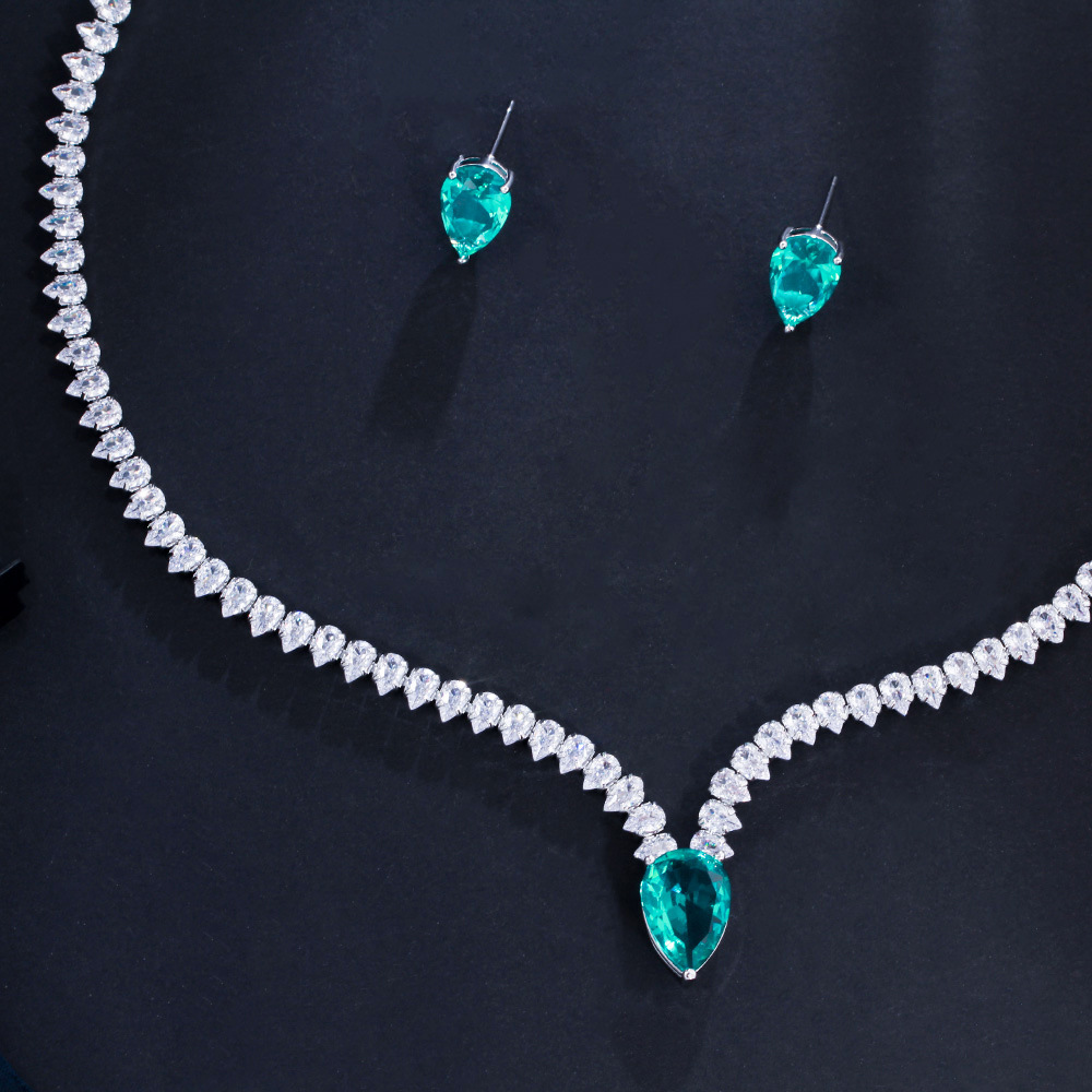 Simple ins Korean-style ear studs collar chain slimming effect zirconia two-piece set earrings pendant necklace