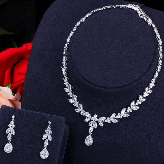 Korean-style bridal set - dazzling zircon necklace and earrings - a simple and exquisite wedding banquet fashion accessory
