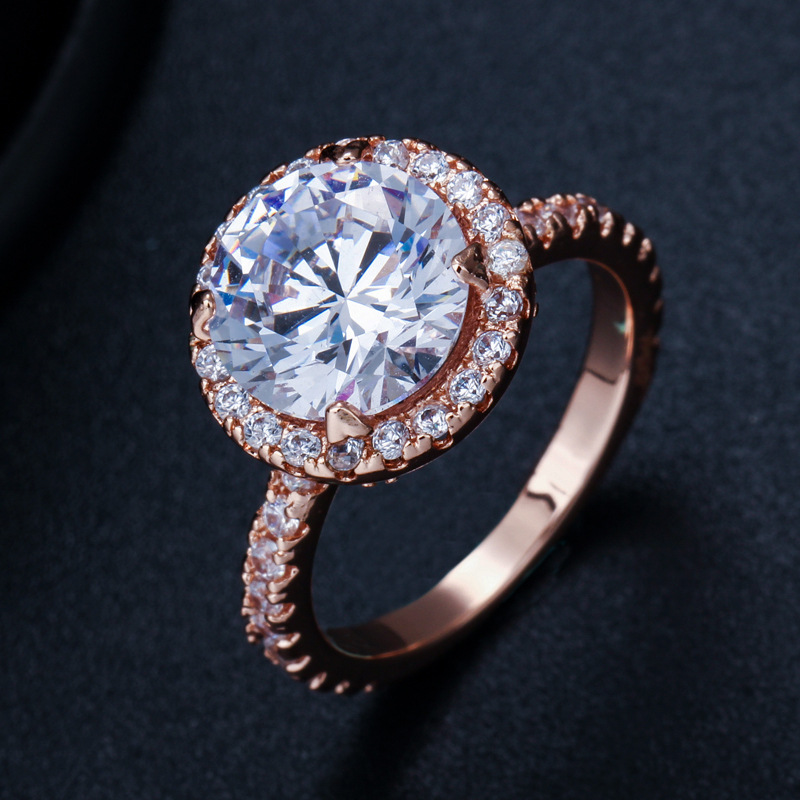 Best-selling bridal party accessories. Micro-set round zirconia ring. Elegant and noble