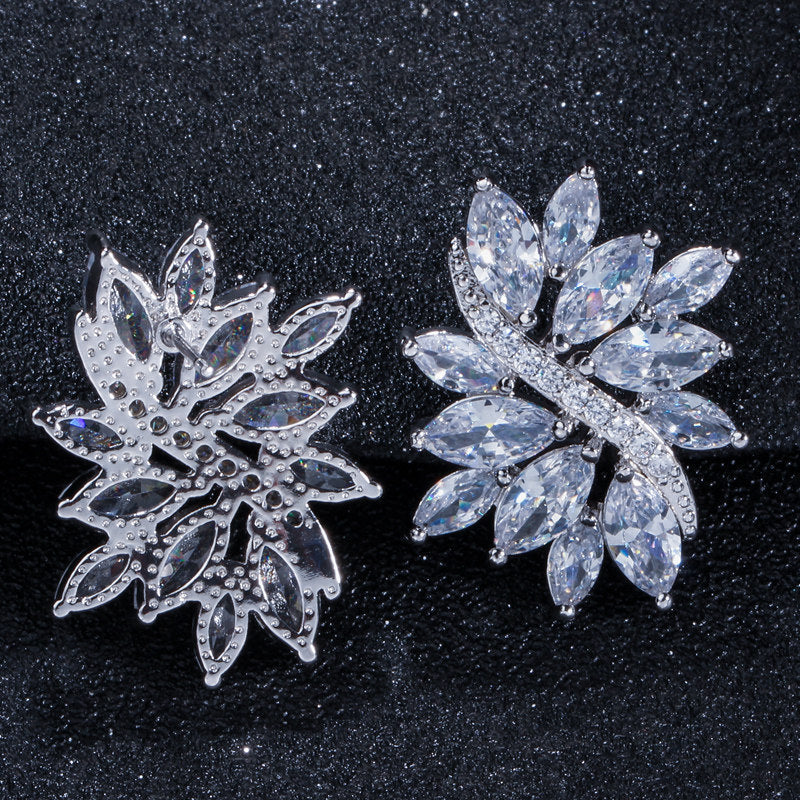 Korean-style fashionable flower AAA zircon earrings for women a pair of sweet ear ornaments