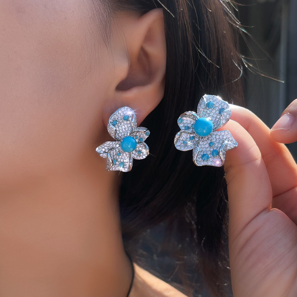 Court-style minimalist luxury full of zircon flowers and blue turquoise S925 silver needle-shaped earrings and earings elegant and grand jewelry style ear accessories