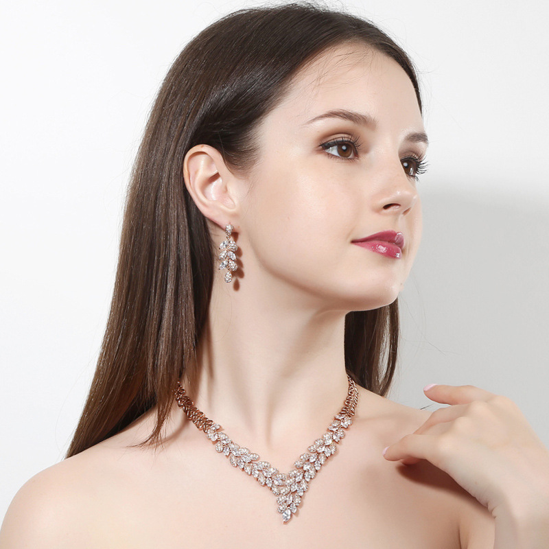 High-end zirconia two-piece bridal banquet earrings and necklace set accessory