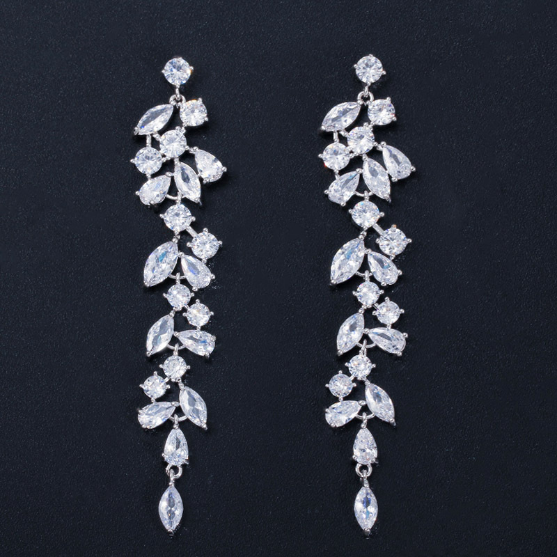 Korean-style classic petal long-drop drop-sleeve earrings with zircon and full-diamond inlay trendy earrings