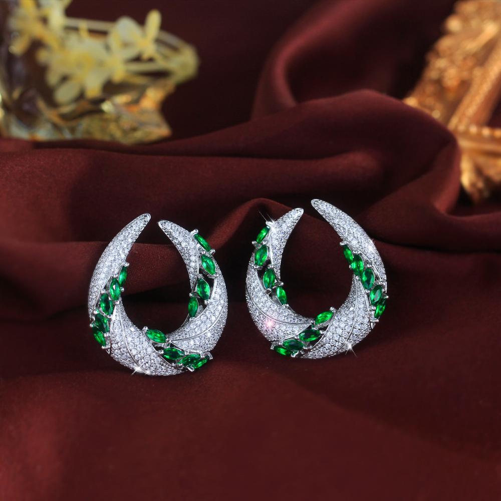 S925 silver needle fashion and luxury emerald-style subtle-set zirconia micro-set stud earrings with C-shaped ear hoop versatile for various occasions and perfect as an accessory