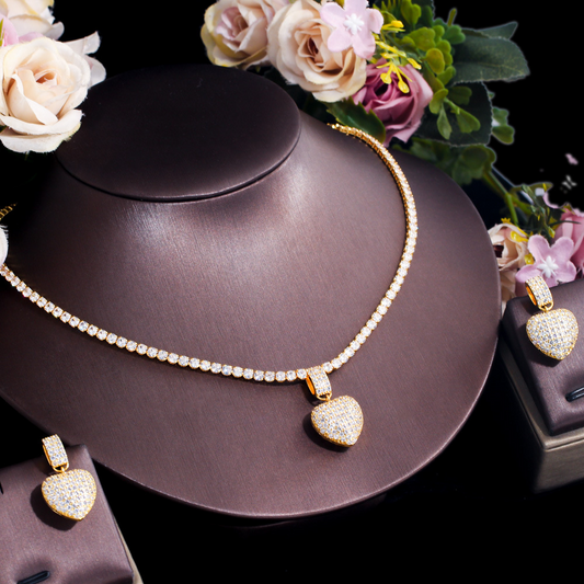 Two sets of matching earrings and necklaces featuring Korean-style pop-style heart-shaped micro-set zirconia and full diamonds This is a set specially designed for brides getting married It consists of a heart-shaped chain
