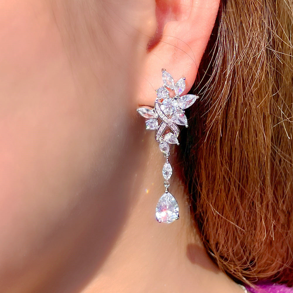 European style long luxurious leaf-shaped drop women's earrings with zircon gemstones