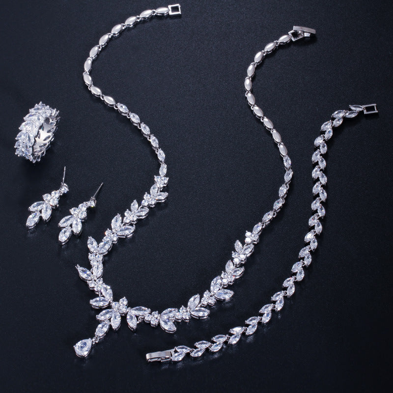 Korean-style elegant wedding dress and accessories set with high-end AAA zirconium stones (four pieces) for brides