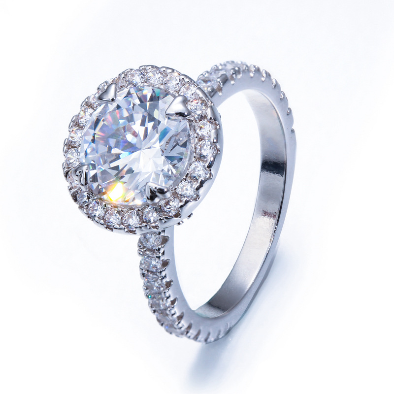 Best-selling bridal party accessories. Micro-set round zirconia ring. Elegant and noble