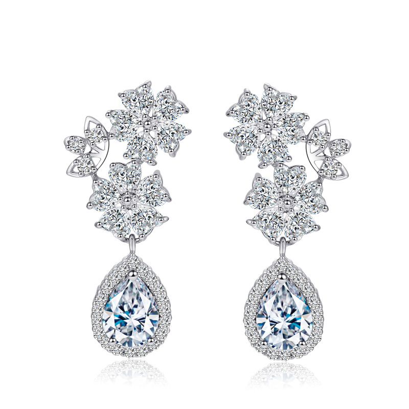 Color-retaining exquisite high-end Korean jewelry AAA quality zircon ear jewelry Simple and elegant fashionable and versatile