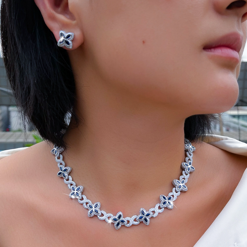 European and American hip-hop four-leaf clover Cuban chain with numerous diamonds 8-character chain pendant with micro-set zirconia necklace and bracelet jewelry accessory