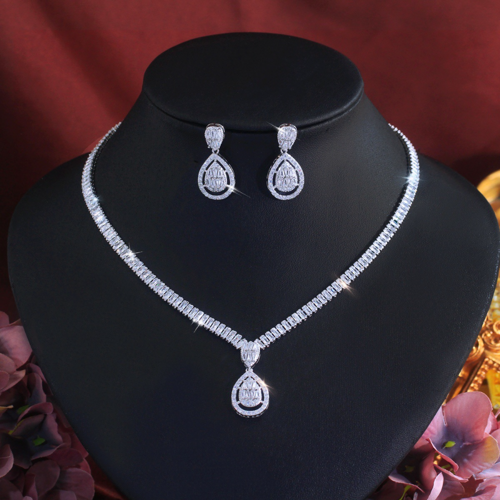 Dazzling diamond necklace and earrings bridal wedding zircon bracelet fashionable claw chain evening party dress jewelry set