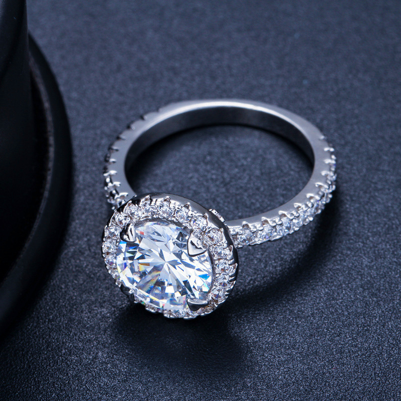Best-selling bridal party accessories. Micro-set round zirconia ring. Elegant and noble