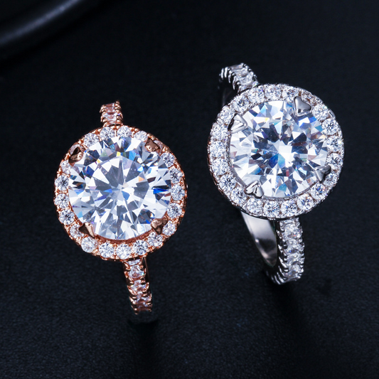 Best-selling bridal party accessories. Micro-set round zirconia ring. Elegant and noble