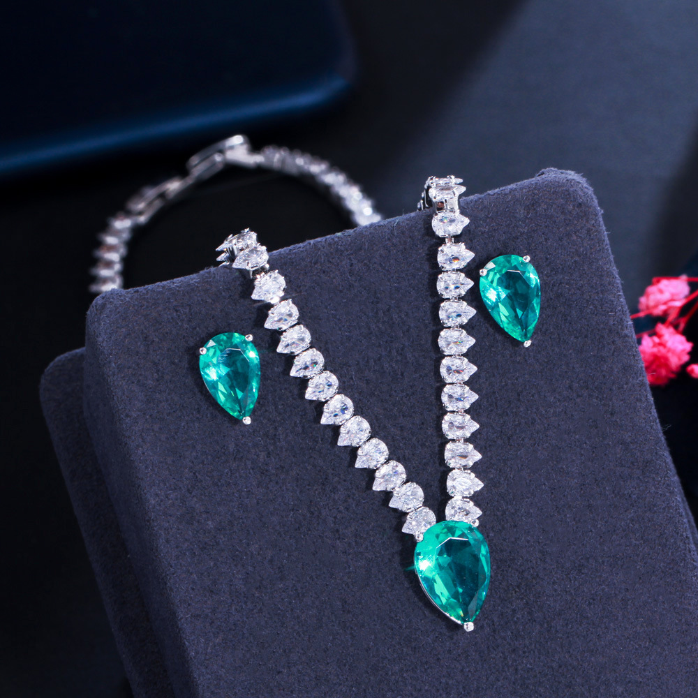 Simple ins Korean-style ear studs collar chain slimming effect zirconia two-piece set earrings pendant necklace