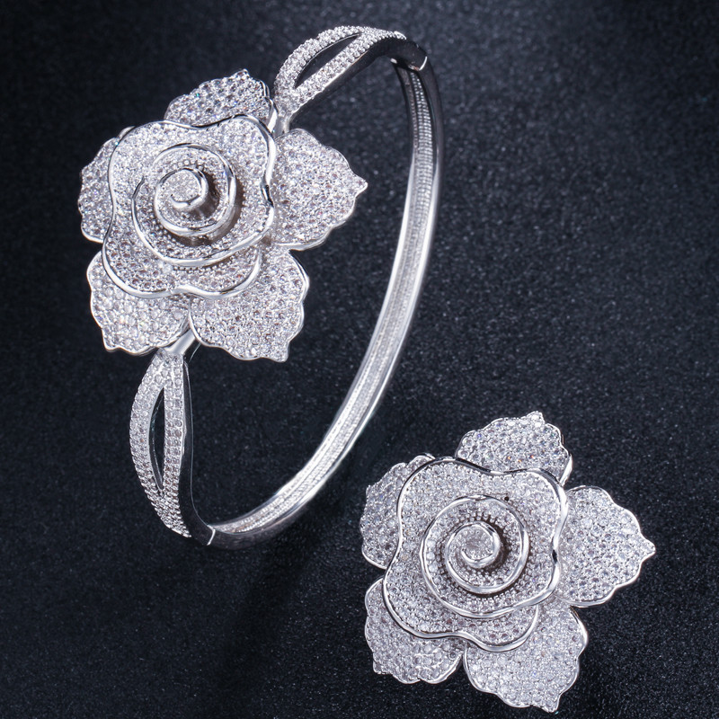 European and American fashion-inspired rose flower hand chain and ring set with full-set of zirconia jewelry