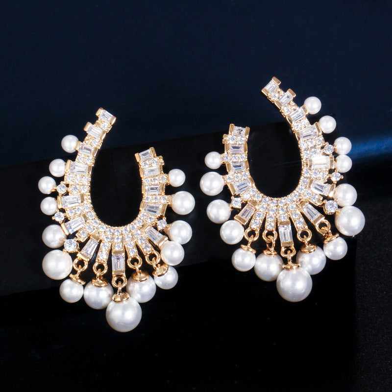 Korean fashionable pearl jewelry - S925 silver needle with micro-set zirconia hollow design luxurious lightweight earrings and ear pendants