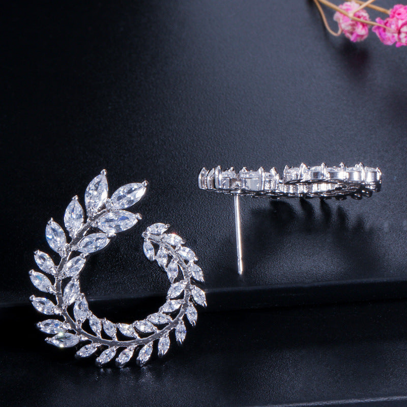 Zircon necklace and earrings set - two earrings Made of genuine white gold electroplated for long-lasting color retention