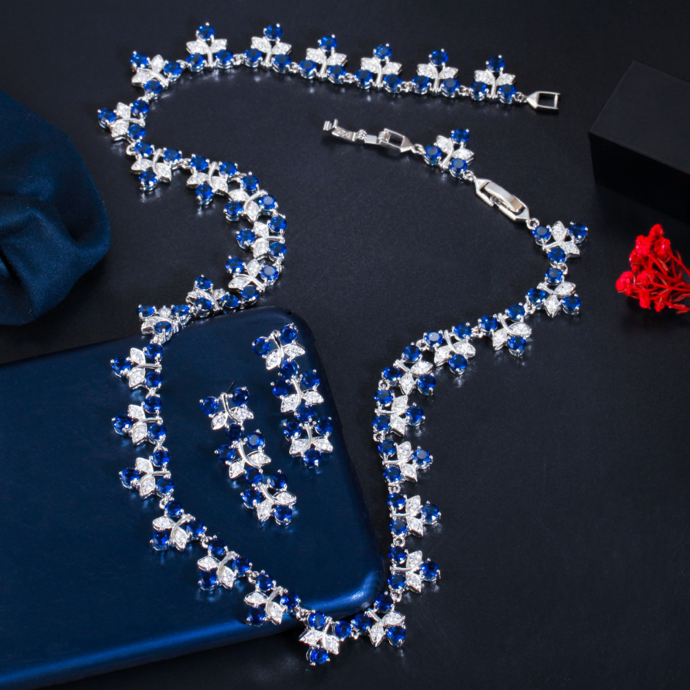 European and American trend simple and fashionable zirconium leaf-shaped bridal necklace and dress matching elegant earrings two-piece set