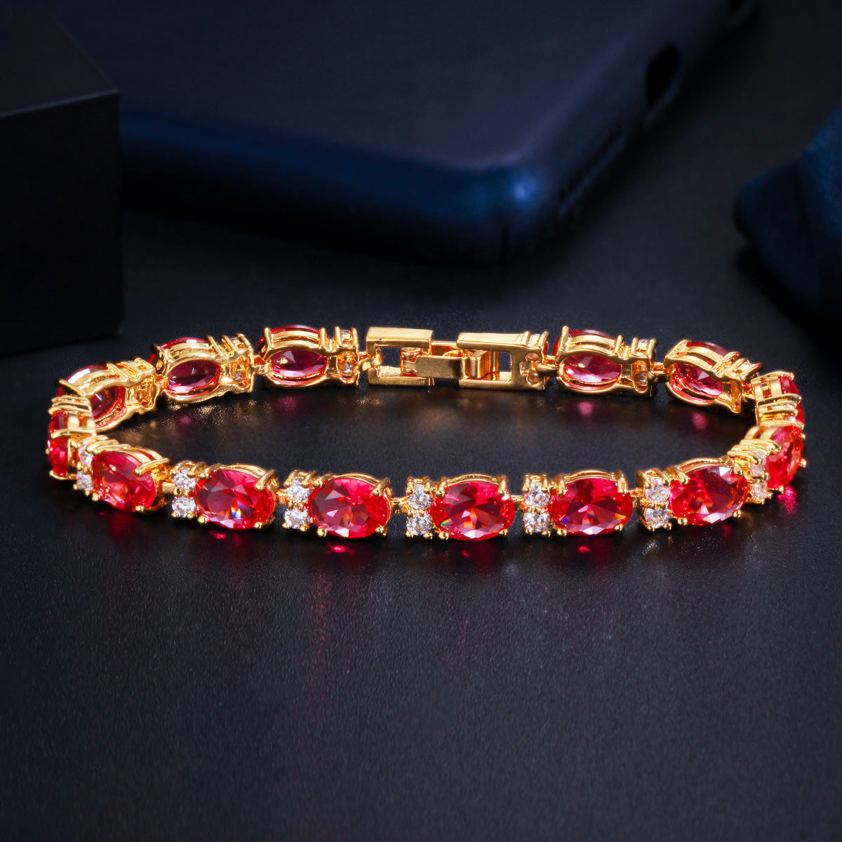 European and American fashion multi-purpose jewelry - eco-friendly copper electroplated genuine gold micro-set zirconia bracelet with color retention