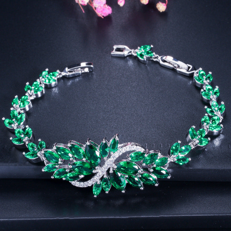 Ice Crystal Flower European-style Zircon Necklace - Full Diamond Engraved Jewelry - Multiple Colors