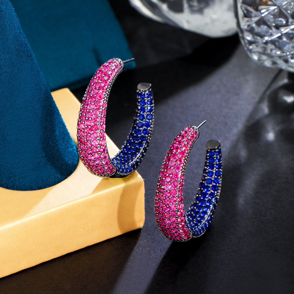 S925 silver needle European luxury exaggerated and grand circular ear stud earrings with black zirconium gemstone inlay, ear jewelry C-shaped earrings