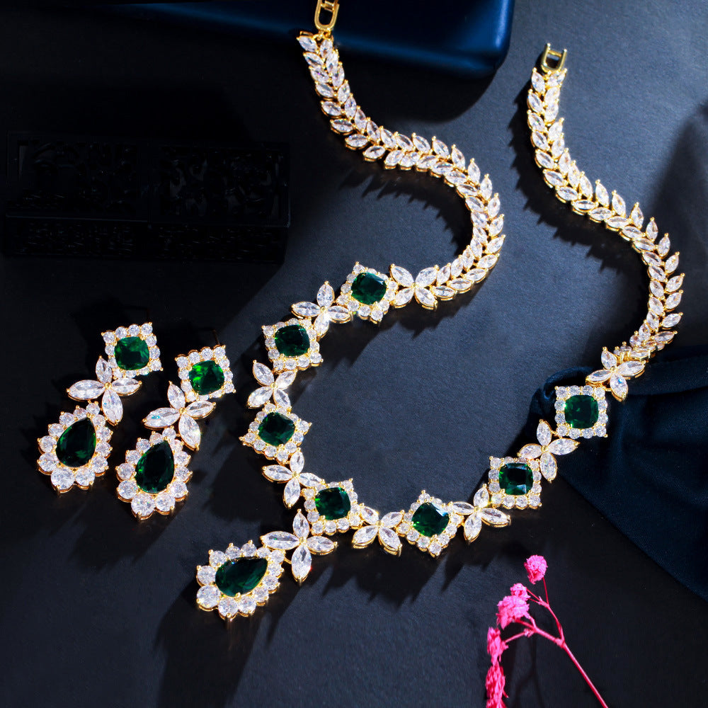 European and American fashion Rilie flower zircon necklace and earrings set emerald gemstone chain wedding dress accessory