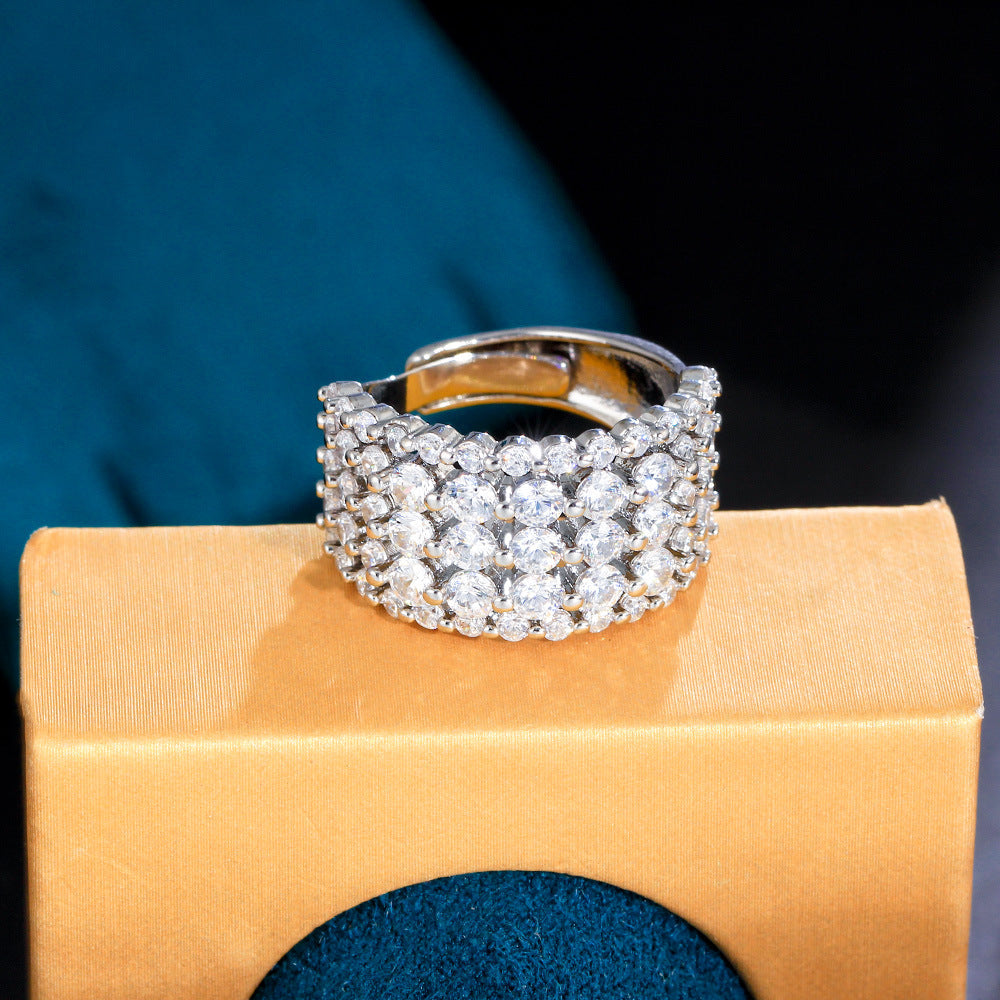 Luxurious retro ultra-bright open ring with full diamonds - a rare and popular online live-streaming accessory featuring zirconium rings