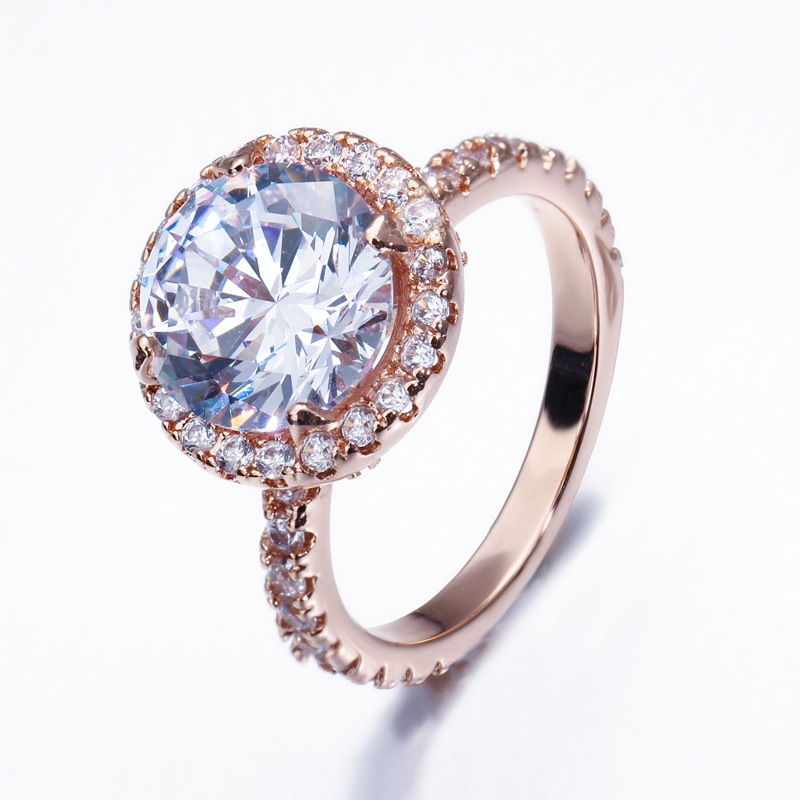 Best-selling bridal party accessories. Micro-set round zirconia ring. Elegant and noble