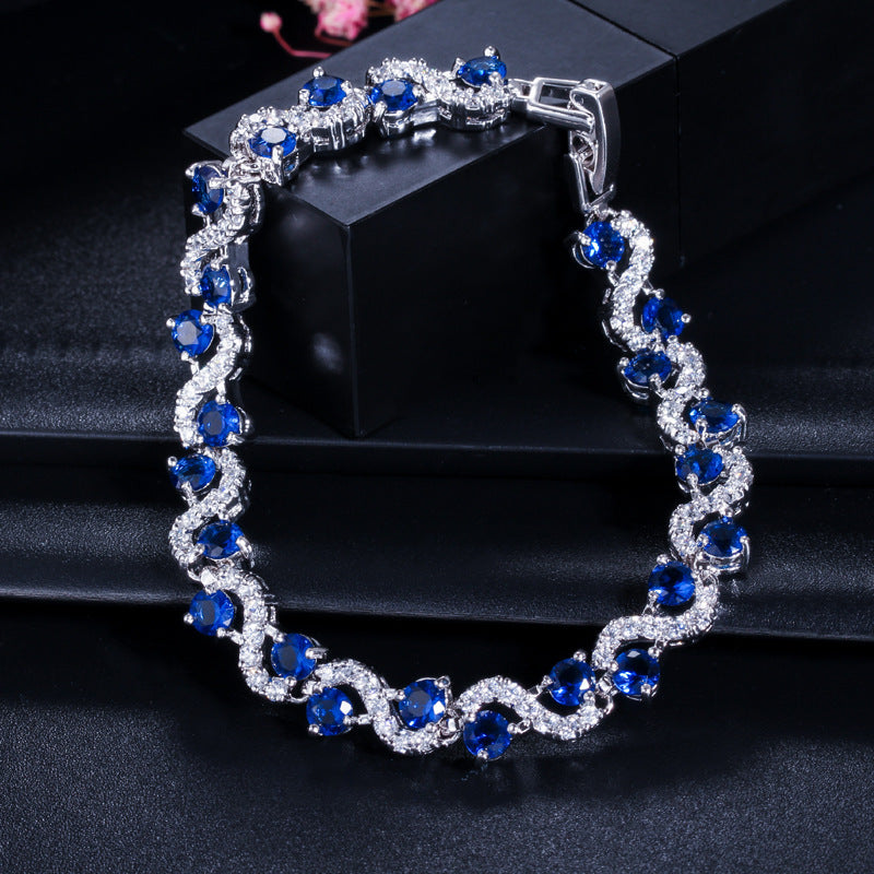 Best-selling Korean fashionable and versatile jewelryBeautiful sparkling diamondsSwiss AAA zirconium plated with white gold bracelet