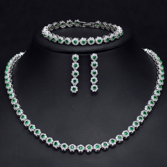 European and American elegant and stylish bridal set consisting of earrings necklace and bracelet. 3A zirconia and platinum necklace