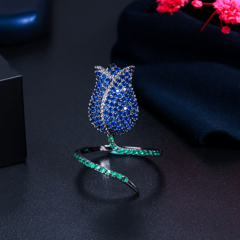 Luxury-luxurious three-dimensional tulip flower trendy finger ring with micro-set zirconia rose flower design finger ring