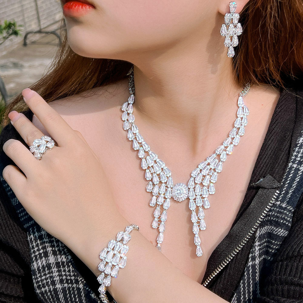 French elegant and luxurious full-diamond choker wedding dress accessories necklace earrings bracelet ring set