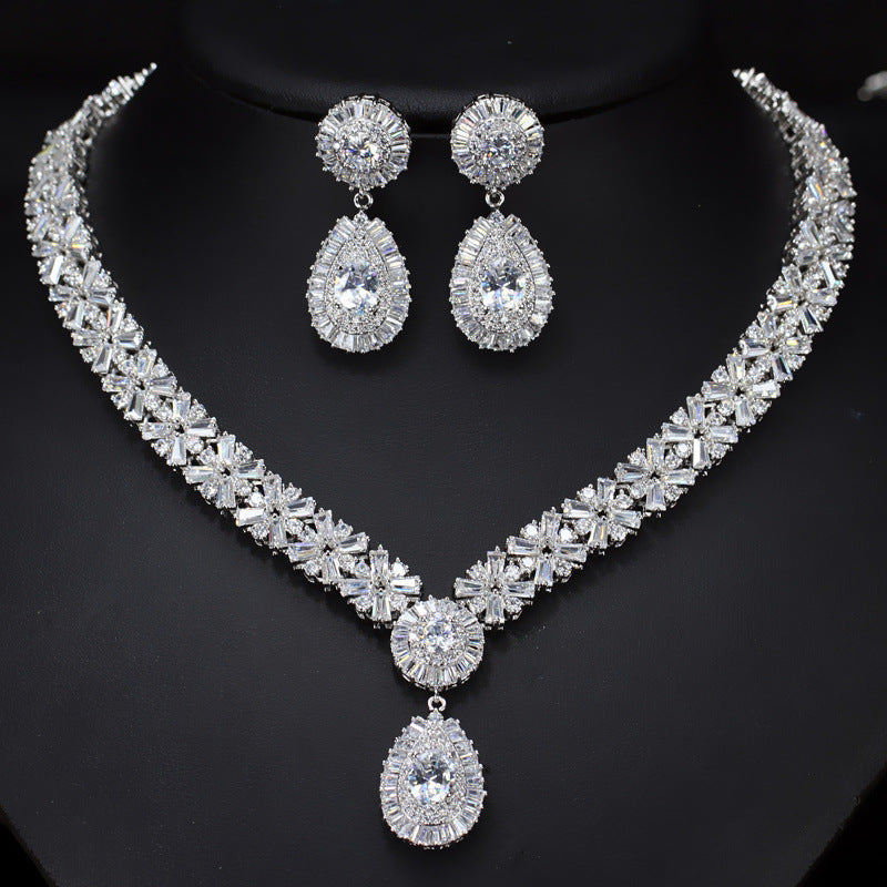 Bride's banquet set - Pure handcrafted copper necklace set with AAA quality zirconia stones - Simple and elegant style