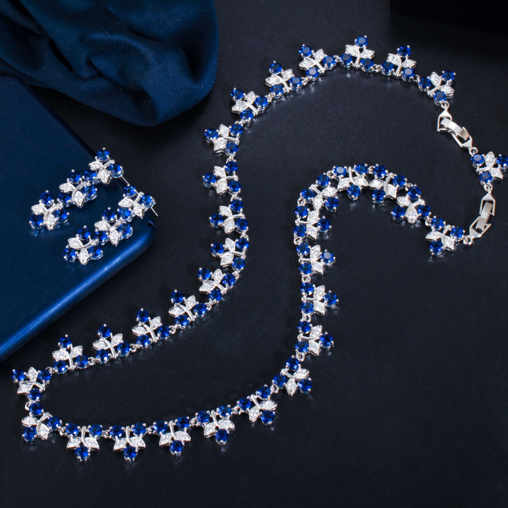 European and American trend simple and fashionable zirconium leaf-shaped bridal necklace and dress matching elegant earrings two-piece set