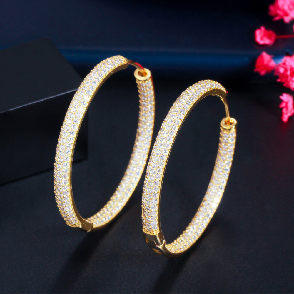 2026 New Style Earrings in South American Stylefeaturing Unique Design Abundant Diamonds Electroplated with 18K Gold and Zirconium