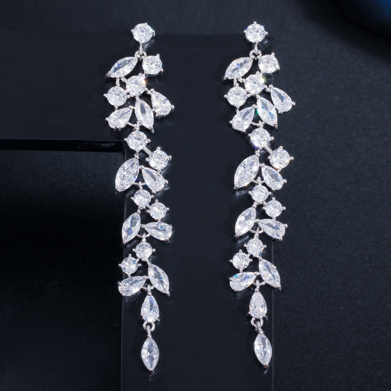 Korean-style classic petal long-drop drop-sleeve earrings with zircon and full-diamond inlay trendy earrings