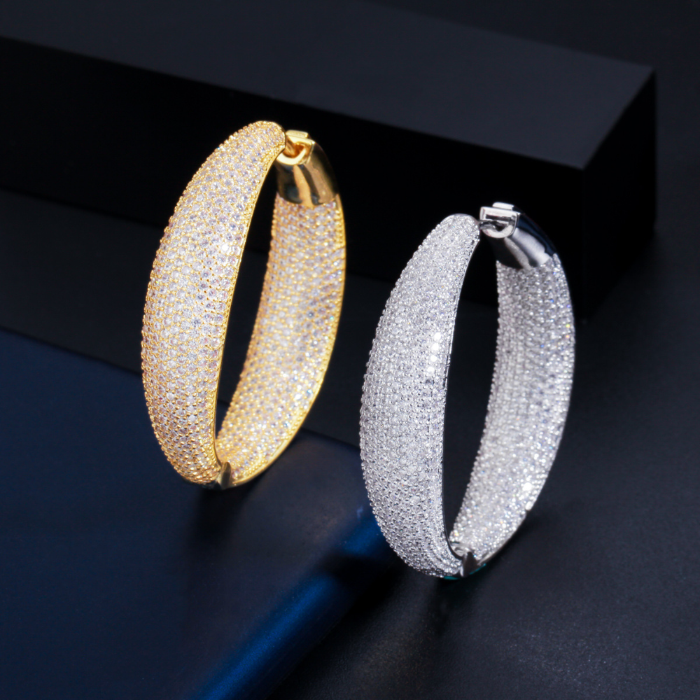 European and American minimalist round ear ring with micro-set sparkling diamonds and zirconium stones copper-plated gold fashionable earrings