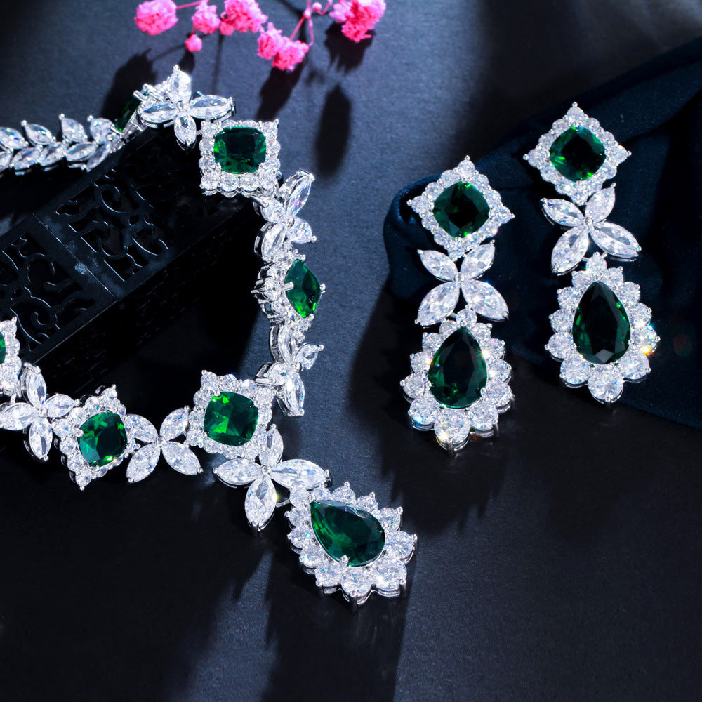 European and American fashion Rilie flower zircon necklace and earrings set emerald gemstone chain wedding dress accessory