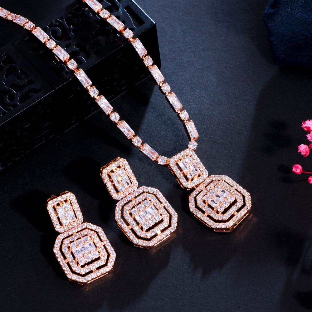 Retro minimalist style square zirconia stud earrings and necklace set chain Lightly luxurious and niche design bridal gown set